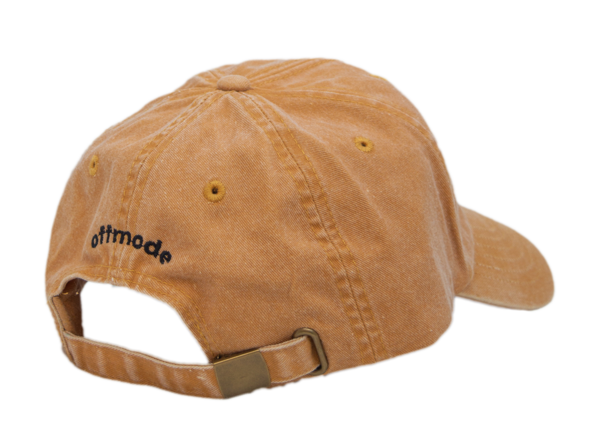 Cappello senape Offmode con logo ricamato e fibbia effetto ottone