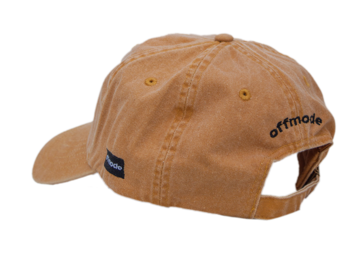 Cappello senape Offmode con logo ricamato e fibbia effetto ottone