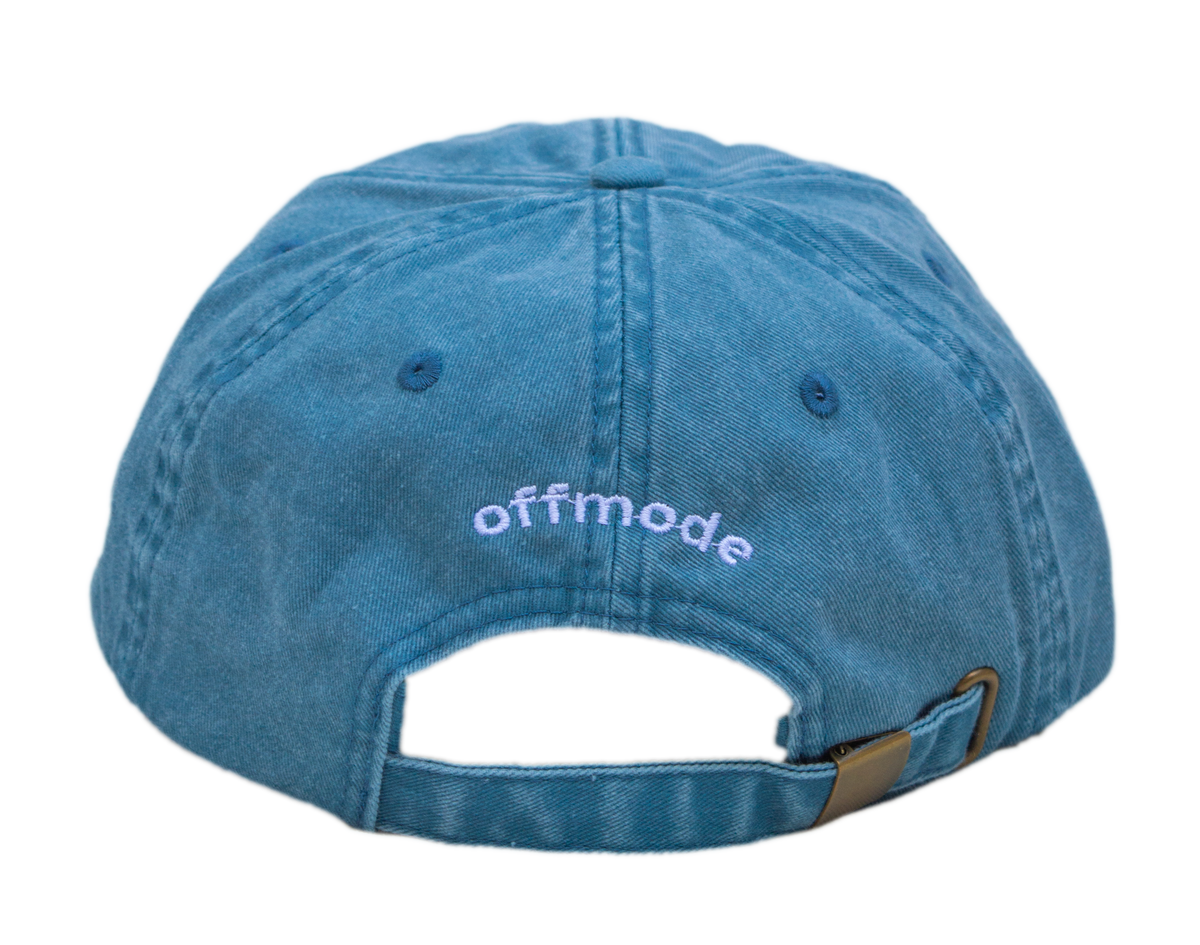 Cappello azzurro Offmode con logo ricamato e fibbia effetto ottone