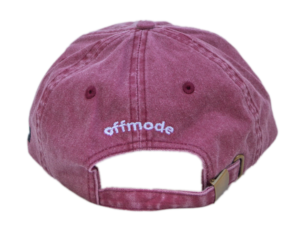 Cappello beige Offmode con logo ricamato e fibbia effetto ottone