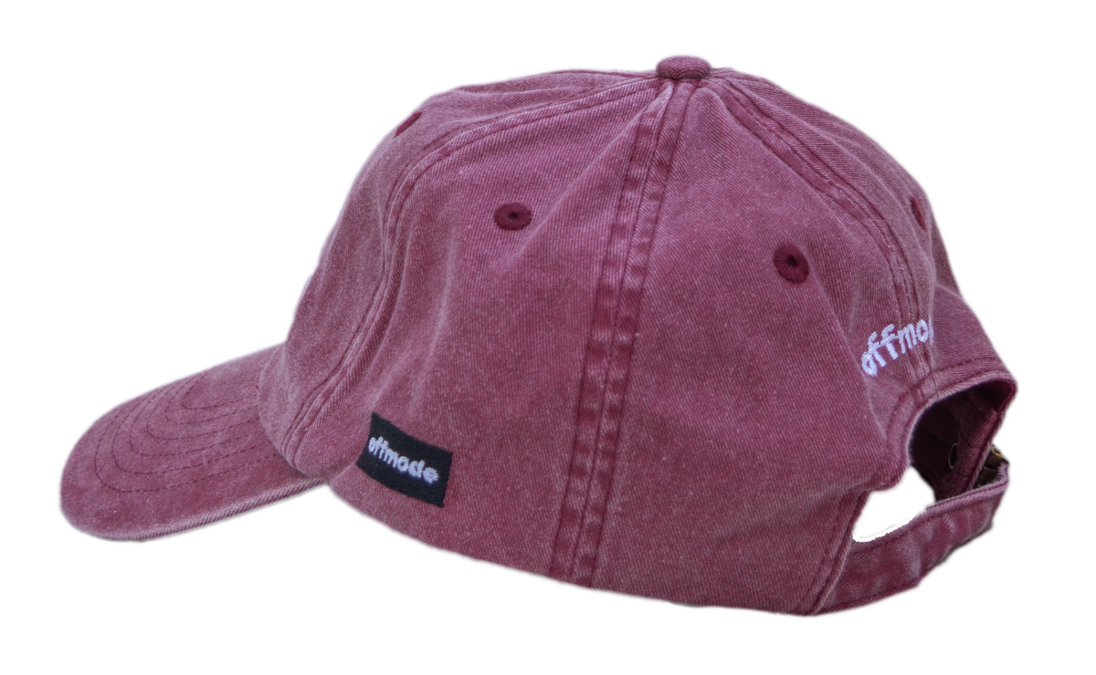 Cappello beige Offmode con logo ricamato e fibbia effetto ottone