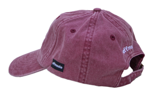Cappello beige Offmode con logo ricamato e fibbia effetto ottone