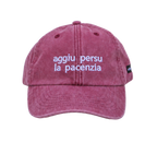 Cappello bordeaux Offmode con la frase salentina "aggiu persu la pacenzia" ricamata