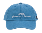 Cappello azzurro Offmode con la frase "ansia, ghiaccio e limone" ricamata