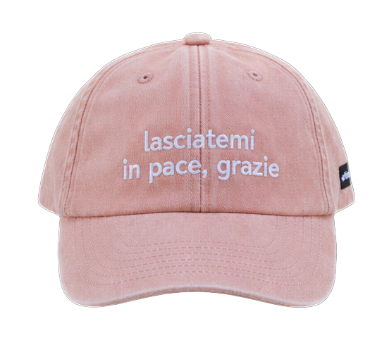Cappello pesca Offmode con la frase "lasciatemi in pace, grazie" ricamata