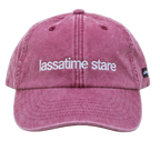 Cappello bordeaux Offmode con la frase salentina "lassatime stare" ricamata
