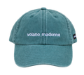 Cappello salvia Offmode con la frase "volano madonne" ricamata